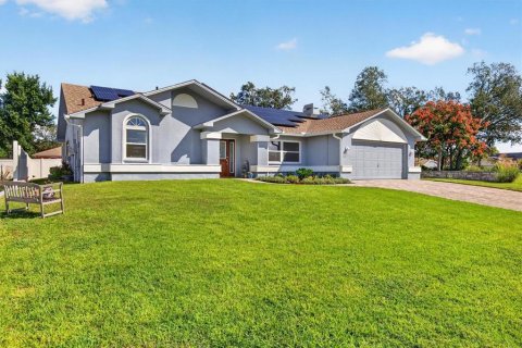 Villa ou maison à Spring Hill, Floride 3 chambres, 176.61 m2 № 2420023