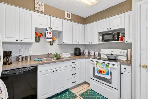 Condo in Casselberry, Florida, 2 bedrooms  № 1807932 - photo 7