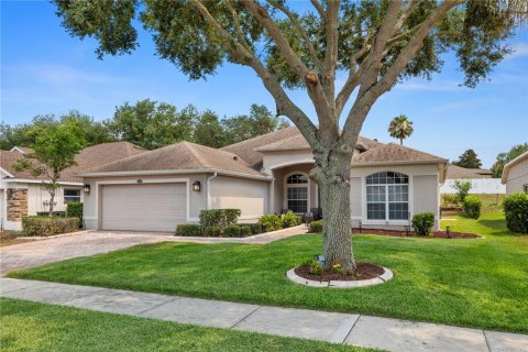 Casa en Clermont, Florida 4 dormitorios, 219.06 m2 № 2225550