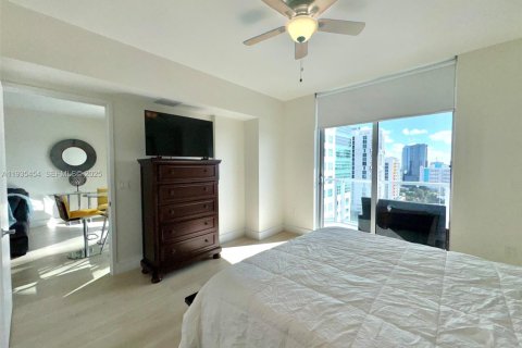 Condominio en alquiler en Miami, Florida, 2 dormitorios, 112.6 m2 № 1993678 - foto 16