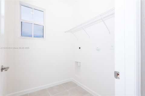 Casa en alquiler en Homestead, Florida, 5 dormitorios, 281.77 m2 № 1971298 - foto 18