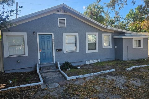 Casa en Saint Petersburg, Florida 4 dormitorios, 100.15 m2 № 2108081