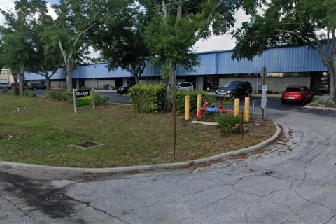Propiedad comercial en alquiler en Sanford, Florida, 2595.32 m2 № 1819291 - foto 1