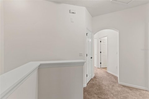 Townhouse in Oviedo, Florida 3 bedrooms, 141.95 sq.m. № 1791877 - photo 14