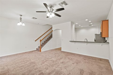 Townhouse in Oviedo, Florida 3 bedrooms, 141.95 sq.m. № 1791877 - photo 10