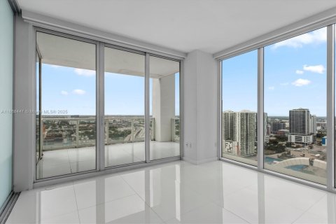 Copropriété à vendre à Miami, Floride: 2 chambres, 104.33 m2 № 2153700 - photo 20