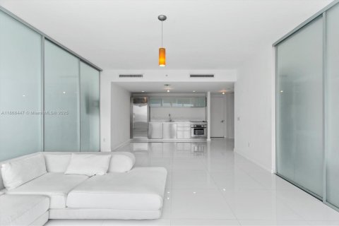 Copropriété à vendre à Miami, Floride: 2 chambres, 104.33 m2 № 2153700 - photo 21