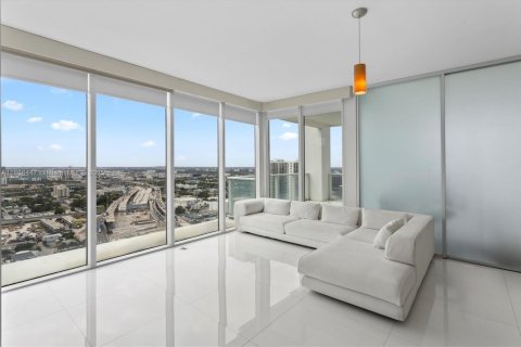 Copropriété à vendre à Miami, Floride: 2 chambres, 104.33 m2 № 2153700 - photo 3