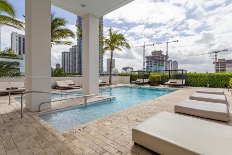 Copropriété à vendre à Miami, Floride: 2 chambres, 104.33 m2 № 2153700 - photo 30