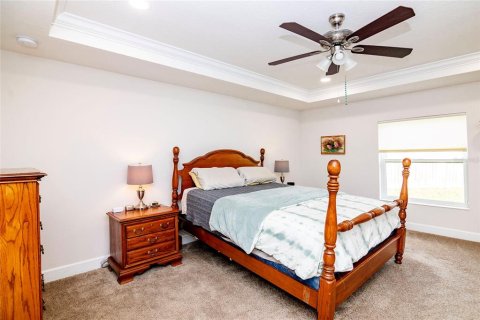 House in Palm Coast, Florida 3 bedrooms, 196.67 sq.m. № 1781174 - photo 17