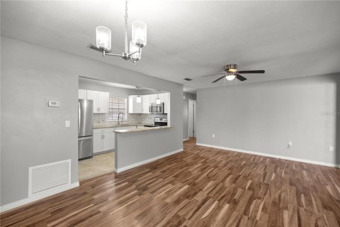 Casa en venta en Ocala, Florida, 4 dormitorios, 170.85 m2 № 1637199 - foto 11
