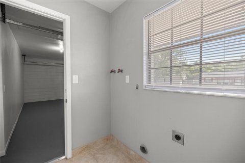 Casa en venta en Ocala, Florida, 4 dormitorios, 170.85 m2 № 1637199 - foto 14