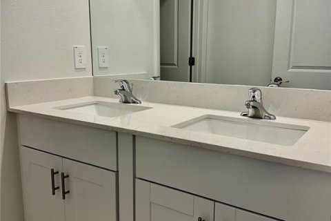 Casa en alquiler en Land O' Lakes, Florida, 5 dormitorios, 205.78 m2 № 1771380 - foto 15