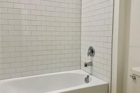 Casa en alquiler en Land O' Lakes, Florida, 5 dormitorios, 205.78 m2 № 1771380 - foto 19