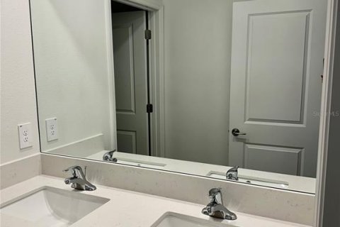 Casa en alquiler en Land O' Lakes, Florida, 5 dormitorios, 205.78 m2 № 1771380 - foto 14