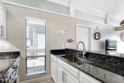 Condo in Crystal River, Florida, 1 bedroom  № 1686728 - photo 5