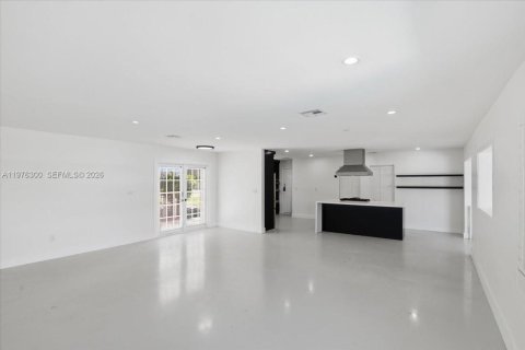 Villa ou maison à vendre à Cutler Bay, Floride: 3 chambres № 2042898 - photo 20