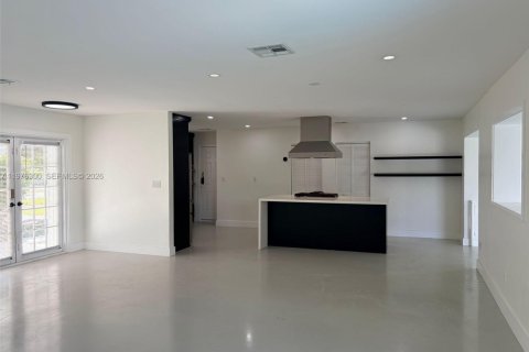 Villa ou maison à vendre à Cutler Bay, Floride: 3 chambres № 2042898 - photo 12