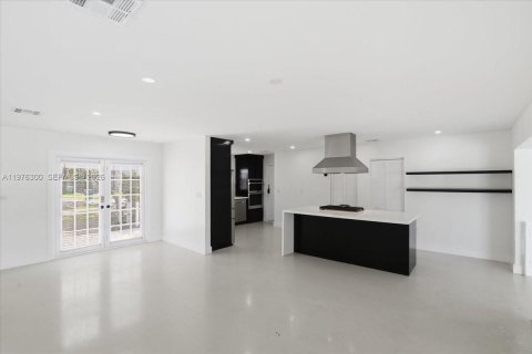 Villa ou maison à vendre à Cutler Bay, Floride: 3 chambres № 2042898 - photo 21