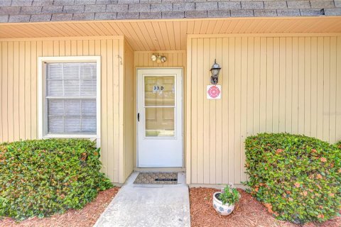 Condo in Largo, Florida, 1 bedroom  № 1785267 - photo 2