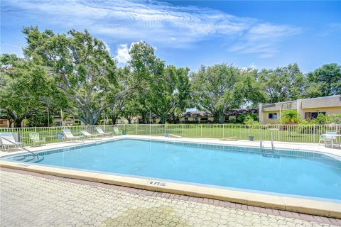 Condo in Largo, Florida, 1 bedroom  № 1785267 - photo 29