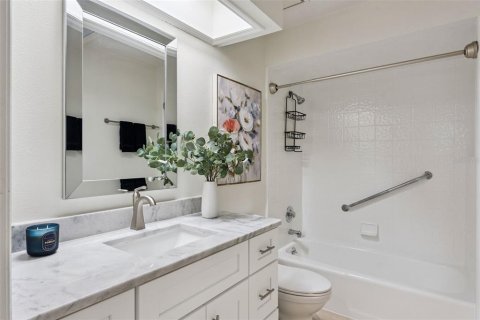 Casa en venta en Longwood, Florida, 3 dormitorios, 173.63 m2 № 2430463 - foto 28