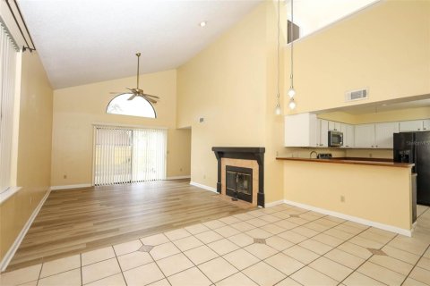Duplex à vendre à Orlando, Floride: 3 chambres, 142.7 m2 № 2321432 - photo 3