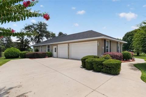 Villa ou maison à vendre à Ocala, Floride: 3 chambres, 226.31 m2 № 2434539 - photo 12