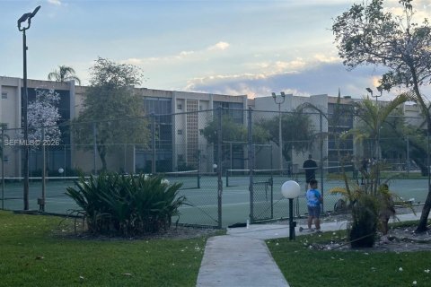 Copropriété à louer à Miami, Floride: 2 chambres, 114.73 m2 № 2057510 - photo 18