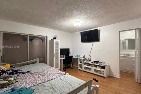 Copropriété à louer à Miami, Floride: 2 chambres, 114.73 m2 № 2057510 - photo 12