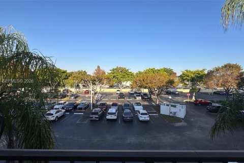 Copropriété à louer à Miami, Floride: 2 chambres, 114.73 m2 № 2057510 - photo 17