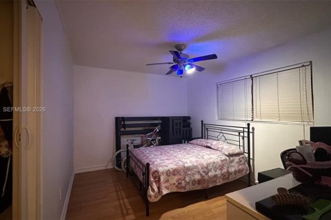 Copropriété à louer à Miami, Floride: 2 chambres, 114.73 m2 № 2057510 - photo 13