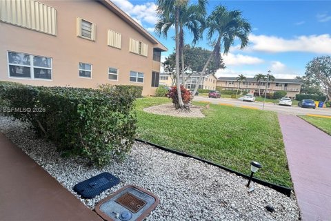 Condominio en alquiler en West Palm Beach, Florida, 1 dormitorio, 49.42 m2 № 1996942 - foto 23