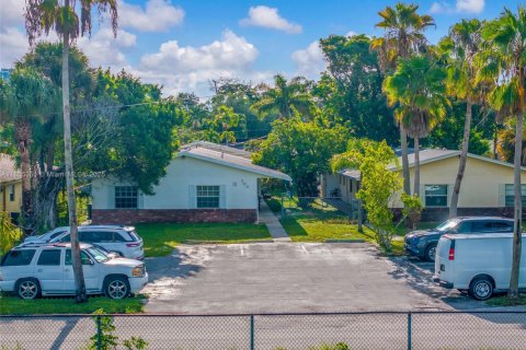 Propiedad comercial en venta en Fort Lauderdale, Florida, 283.07 m2 № 1887682 - foto 12