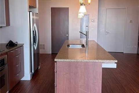 Copropriété à louer à Tampa, Floride: 2 chambres, 105.35 m2 № 2287404 - photo 11