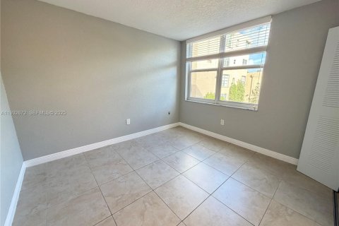 Condominio en alquiler en Davie, Florida, 2 dormitorios, 87.33 m2 № 1991057 - foto 20