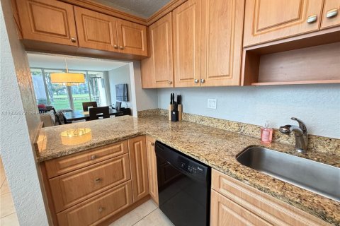 Condominio en alquiler en Davie, Florida, 2 dormitorios, 87.33 m2 № 1991057 - foto 10