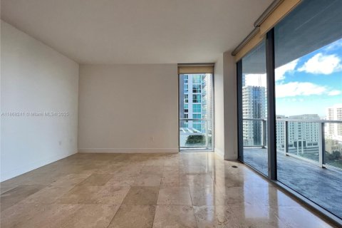 Condominio en alquiler en Miami, Florida, 2 dormitorios, 118.73 m2 № 1979327 - foto 5