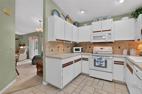 Villa ou maison à vendre à Kissimmee, Floride: 3 chambres, 114.92 m2 № 2418777 - photo 13