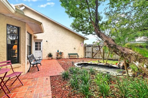 Villa ou maison à vendre à Kissimmee, Floride: 3 chambres, 114.92 m2 № 2418777 - photo 28