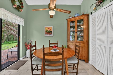 Villa ou maison à vendre à Kissimmee, Floride: 3 chambres, 114.92 m2 № 2418777 - photo 14