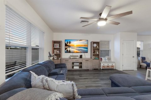 Casa en alquiler en Bradenton, Florida, 4 dormitorios, 215.16 m2 № 1911715 - foto 14