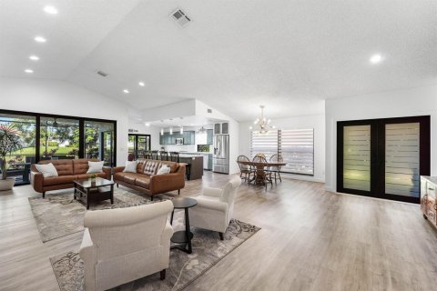 Villa ou maison à vendre à Boca Raton, Floride: 3 chambres, 186.55 m2 № 2397795 - photo 3
