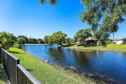 Villa ou maison à vendre à Boca Raton, Floride: 3 chambres, 186.55 m2 № 2397795 - photo 22