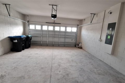Снять в аренду виллу или дом в Уинтер-Гарден, Флорида 1 комната, 146.69м2, № 1904895 - фото 20