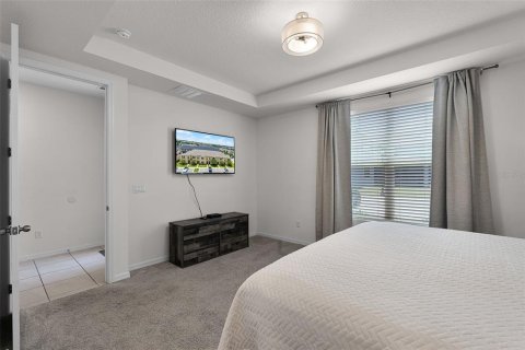 Touwnhouse à vendre à Kissimmee, Floride: 5 chambres, 212.1 m2 № 2437189 - photo 14