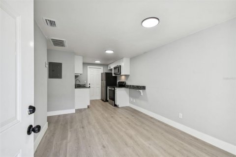 Apartamento en alquiler en Tampa, Florida, 2 dormitorios, 104.7 m2 № 1564814 - foto 21