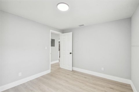 Apartamento en alquiler en Tampa, Florida, 2 dormitorios, 104.7 m2 № 1564814 - foto 8