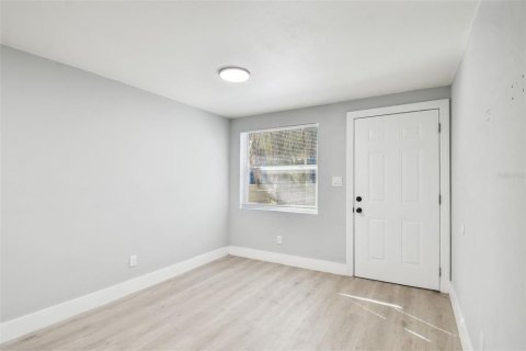 Apartamento en alquiler en Tampa, Florida, 2 dormitorios, 104.7 m2 № 1564814 - foto 3