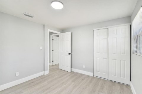 Apartamento en alquiler en Tampa, Florida, 2 dormitorios, 104.7 m2 № 1564814 - foto 10